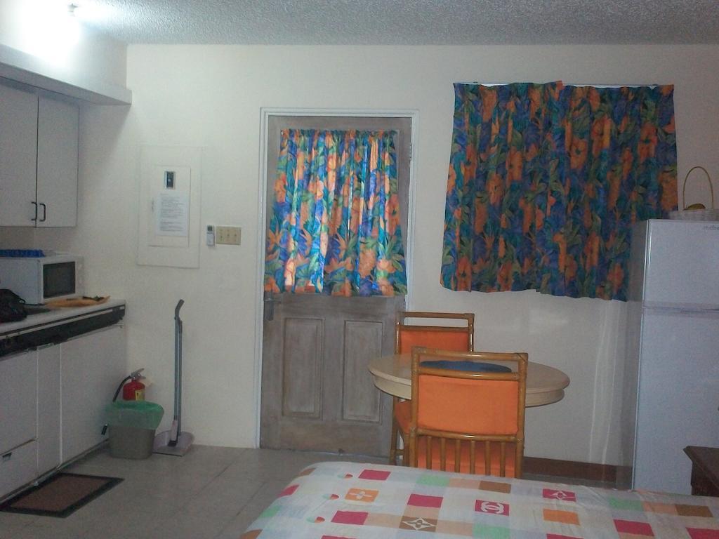 Point Village, Negril, Jamaica Room photo